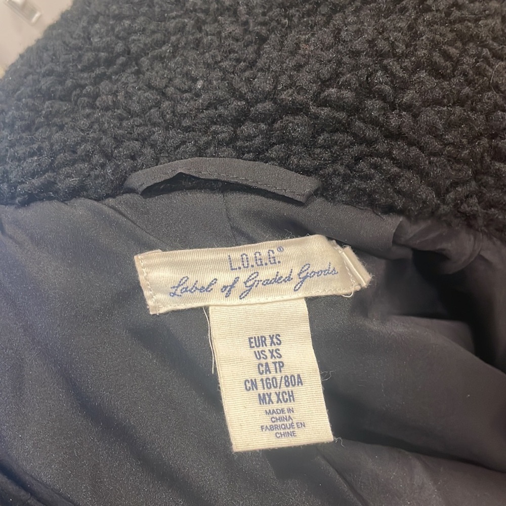 H&M teddy bear style jacket - Picture 2 of 3
